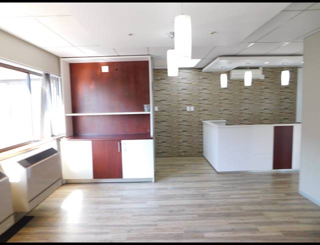 2,993M² OFFICE TO LET IN FERNDALE